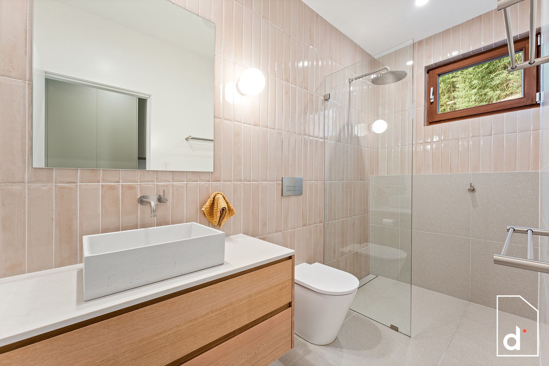 5 Middle Heights Road, Coledale NSW