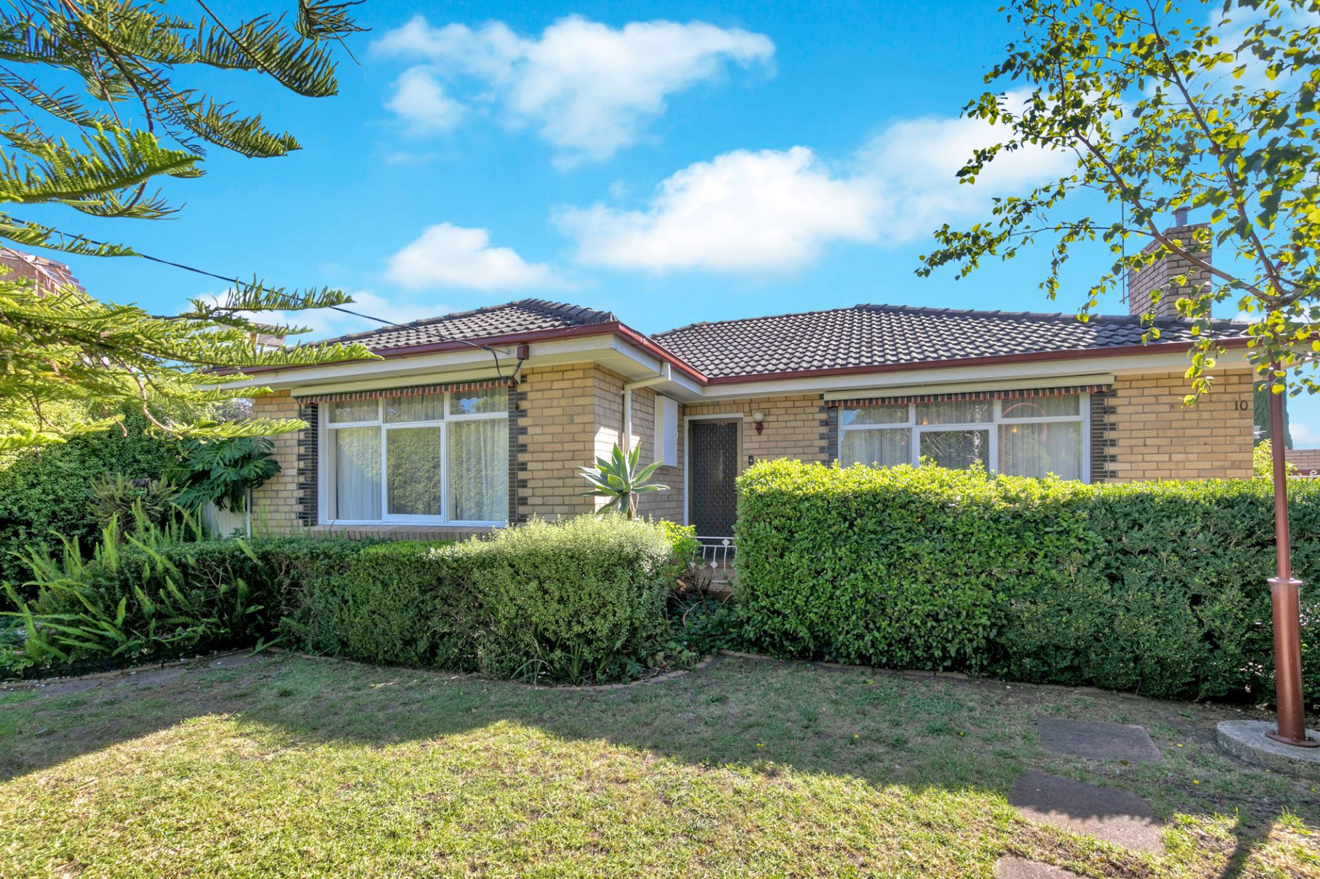 926 m2  =  Big Potential , Big Rewards