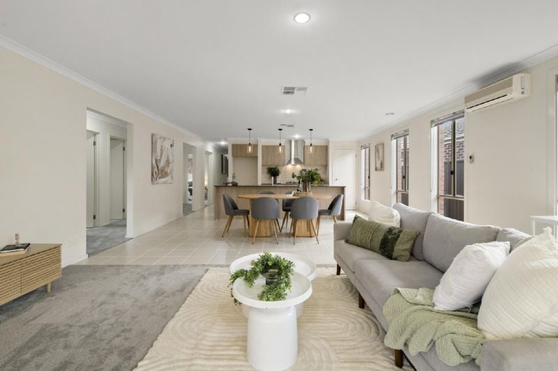 24 Coleridge Way, South Morang