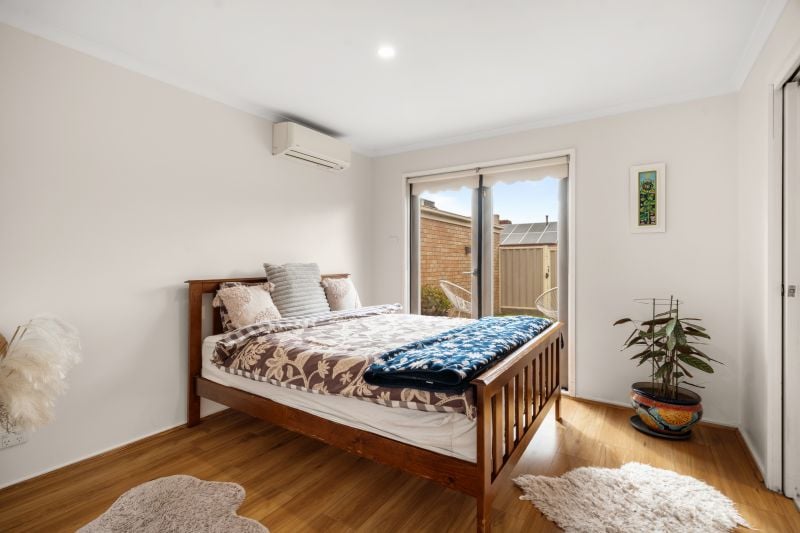 9 Marsden Walk, Roxburgh Park