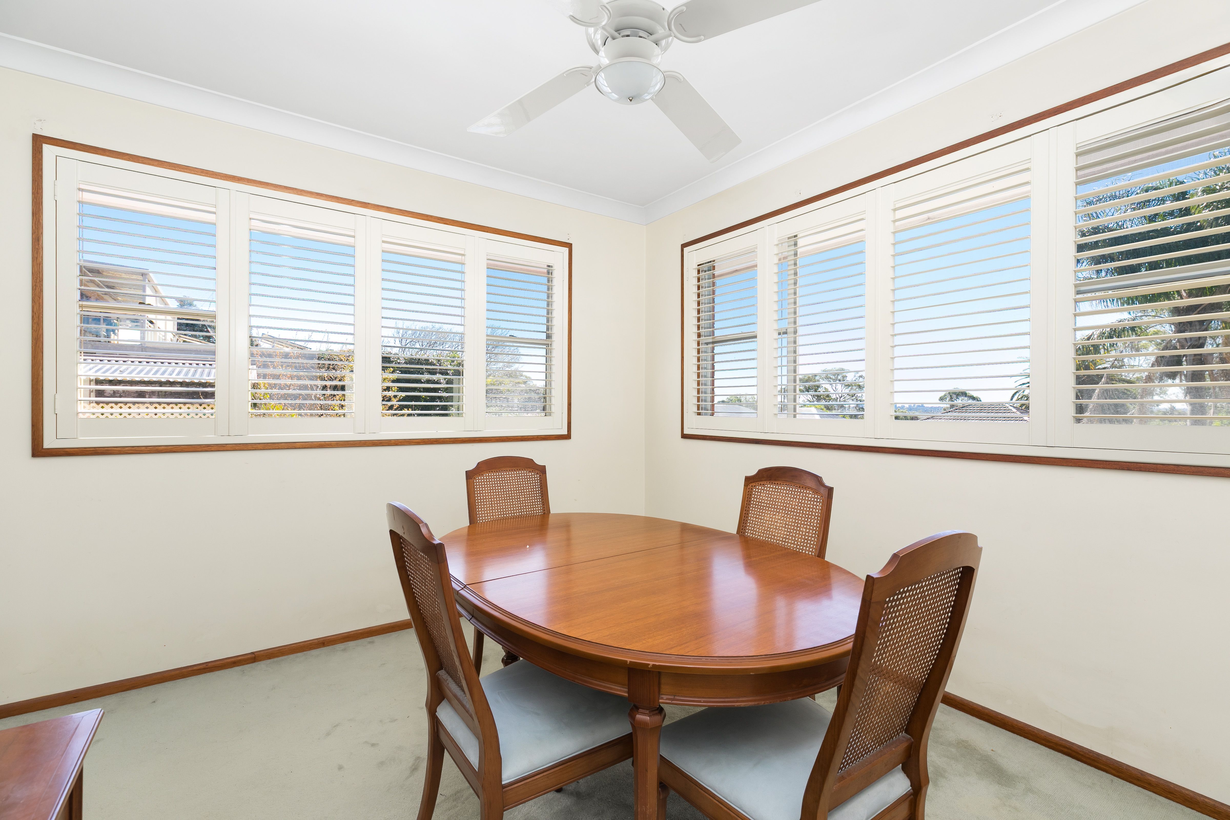 9 Fairs Avenue WOOLOOWARE 2230