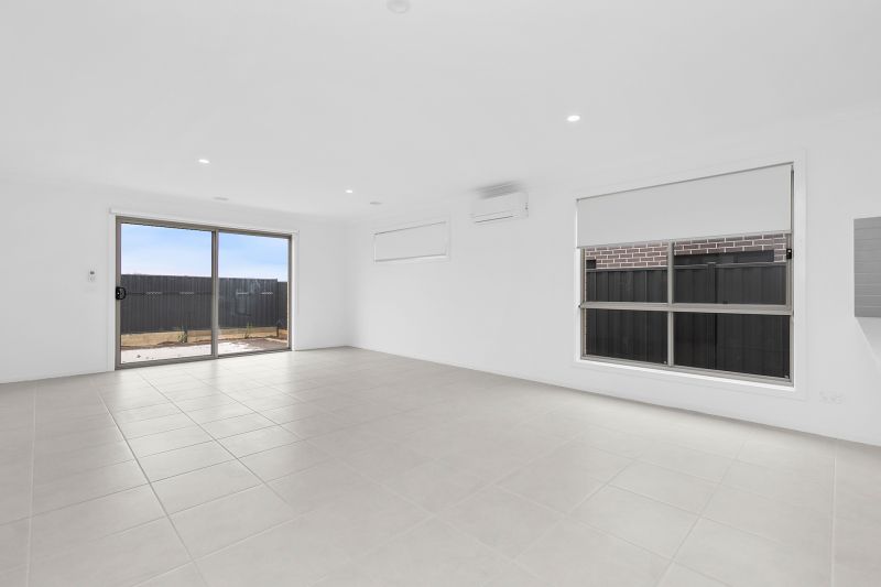 51 Oleander Circuit, Beveridge