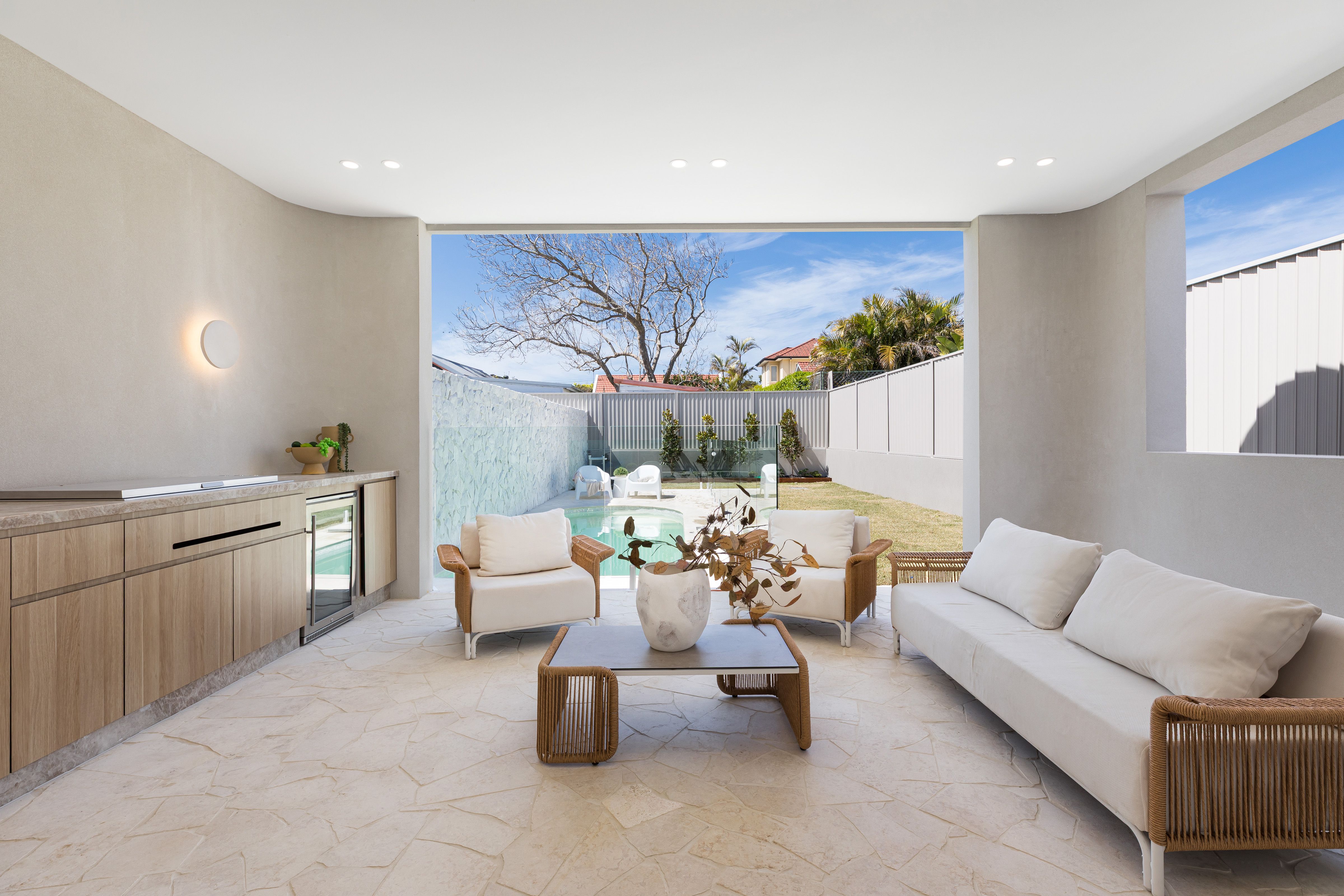 16b David Avenue CARINGBAH SOUTH 2229