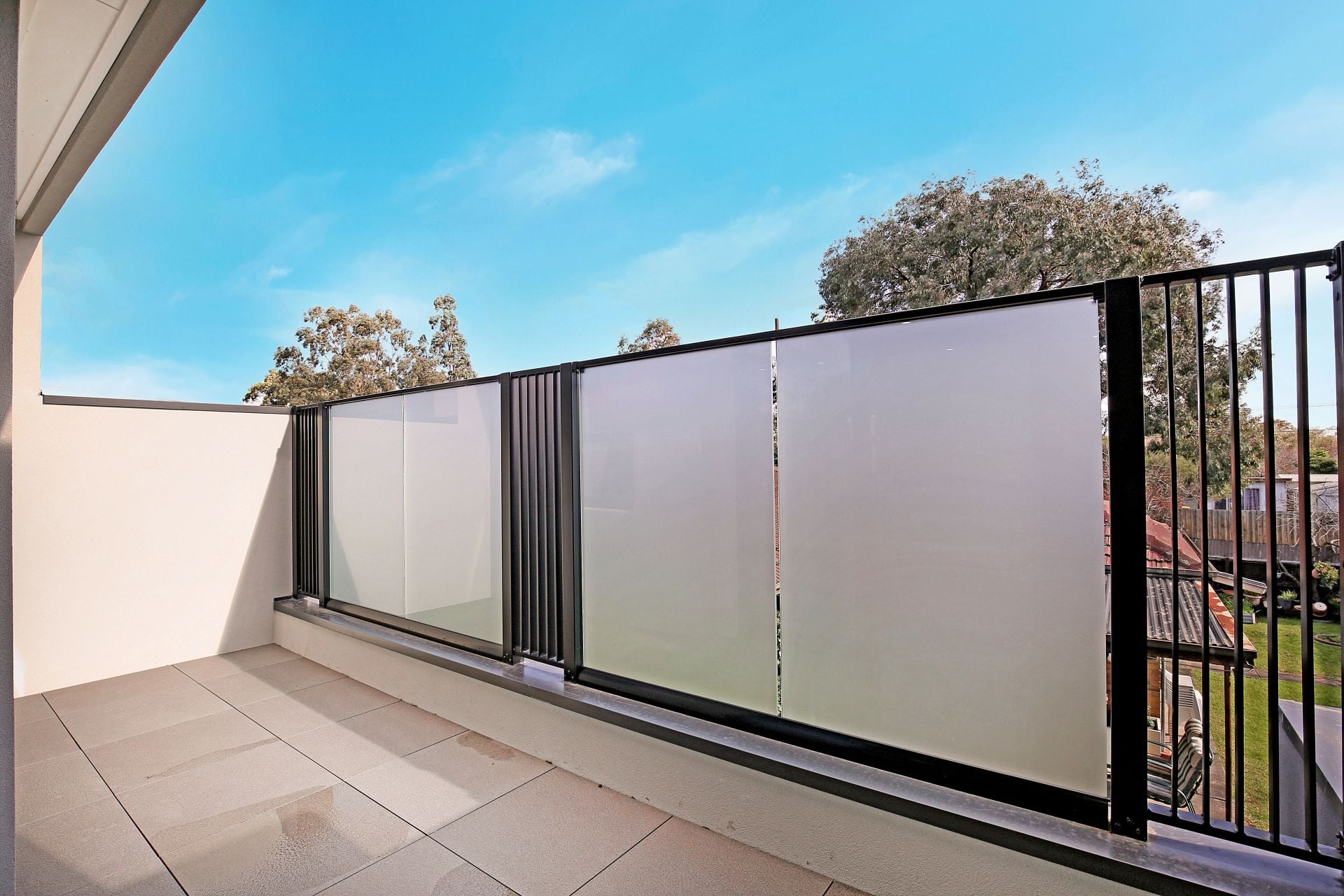 Townhouse for Lease in Heidelberg West – Perfectly Positioned for Convenience and Comfort!