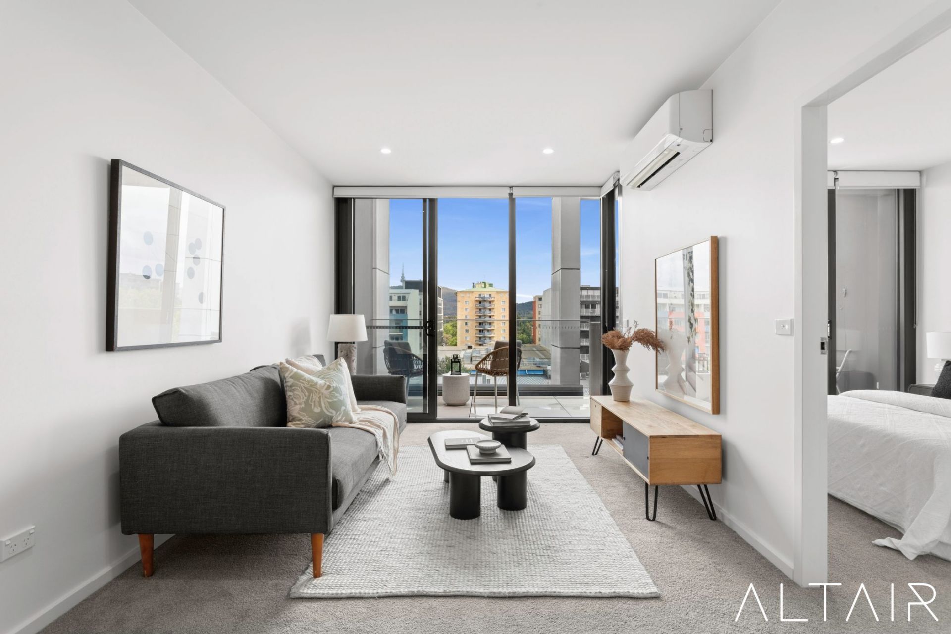 39/10 Lonsdale Street, Braddon, ACT, Braddon - Thumbnail 2