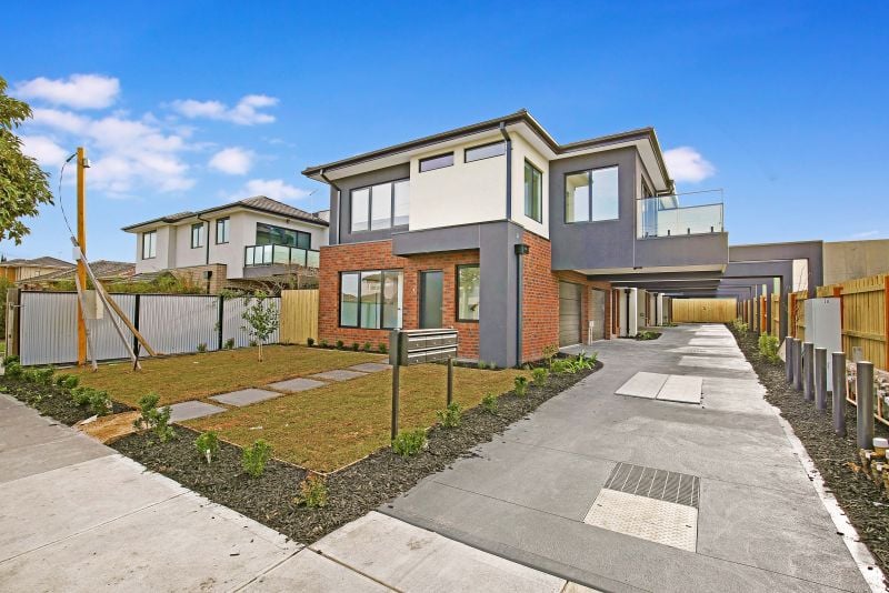 3/20 Green Street, Airport West