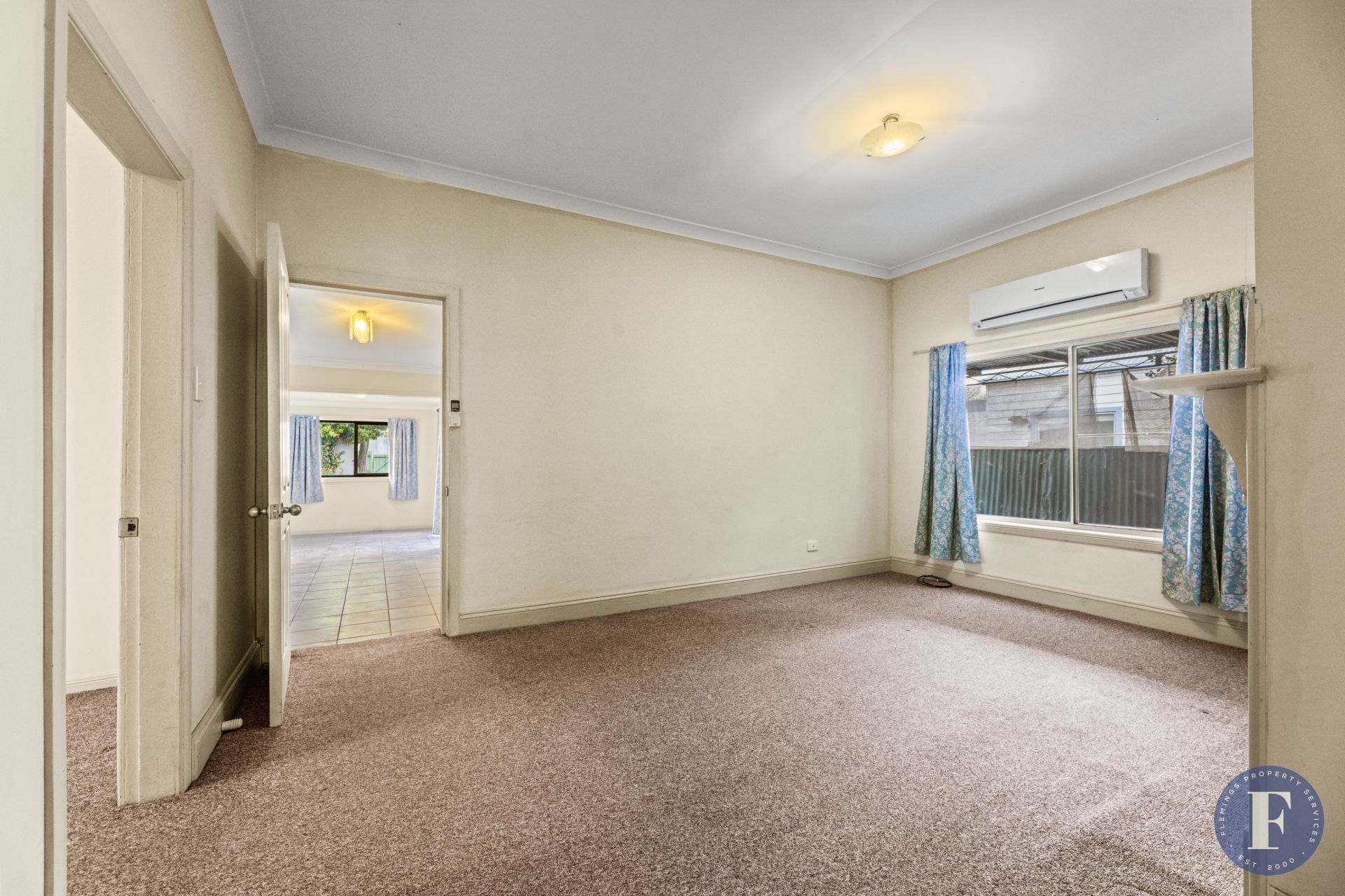 102 Thompson Street, Cootamundra NSW, Cootamundra - Thumbnail 3