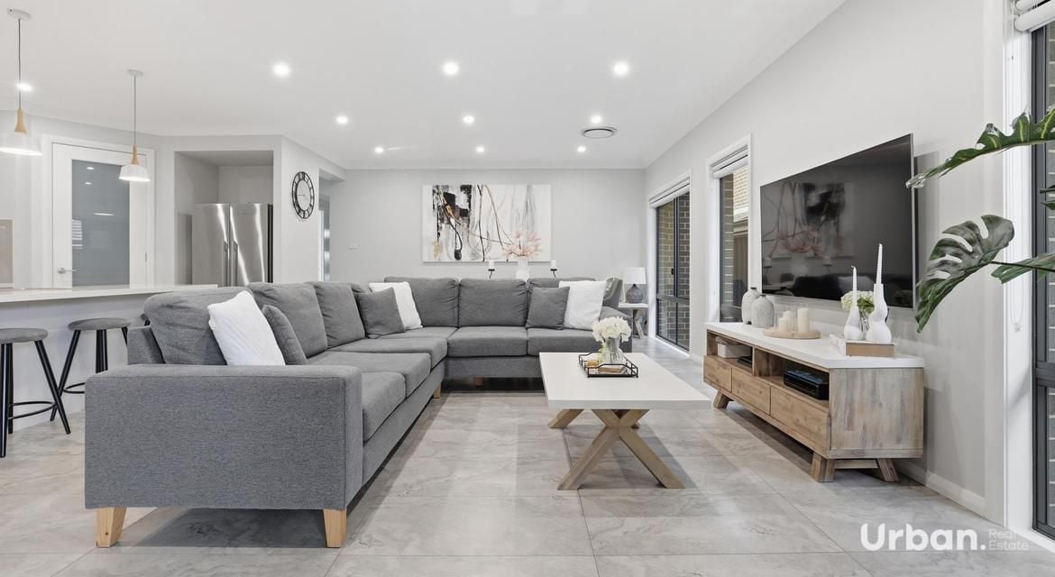Denham Court 19 Everlasting Street