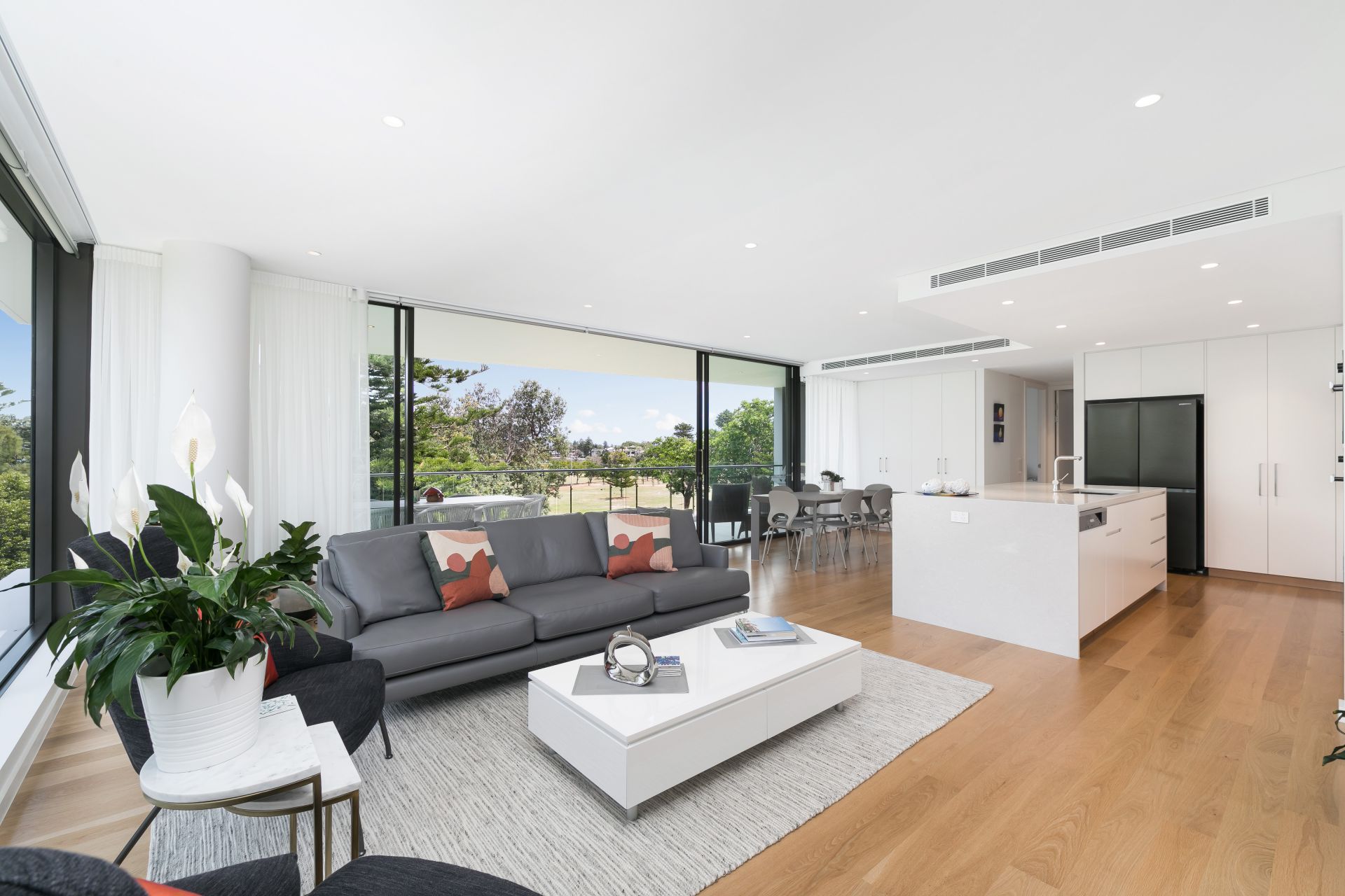 206/177 Russell Avenue, DOLLS POINT, Dolls Point - Thumbnail 5