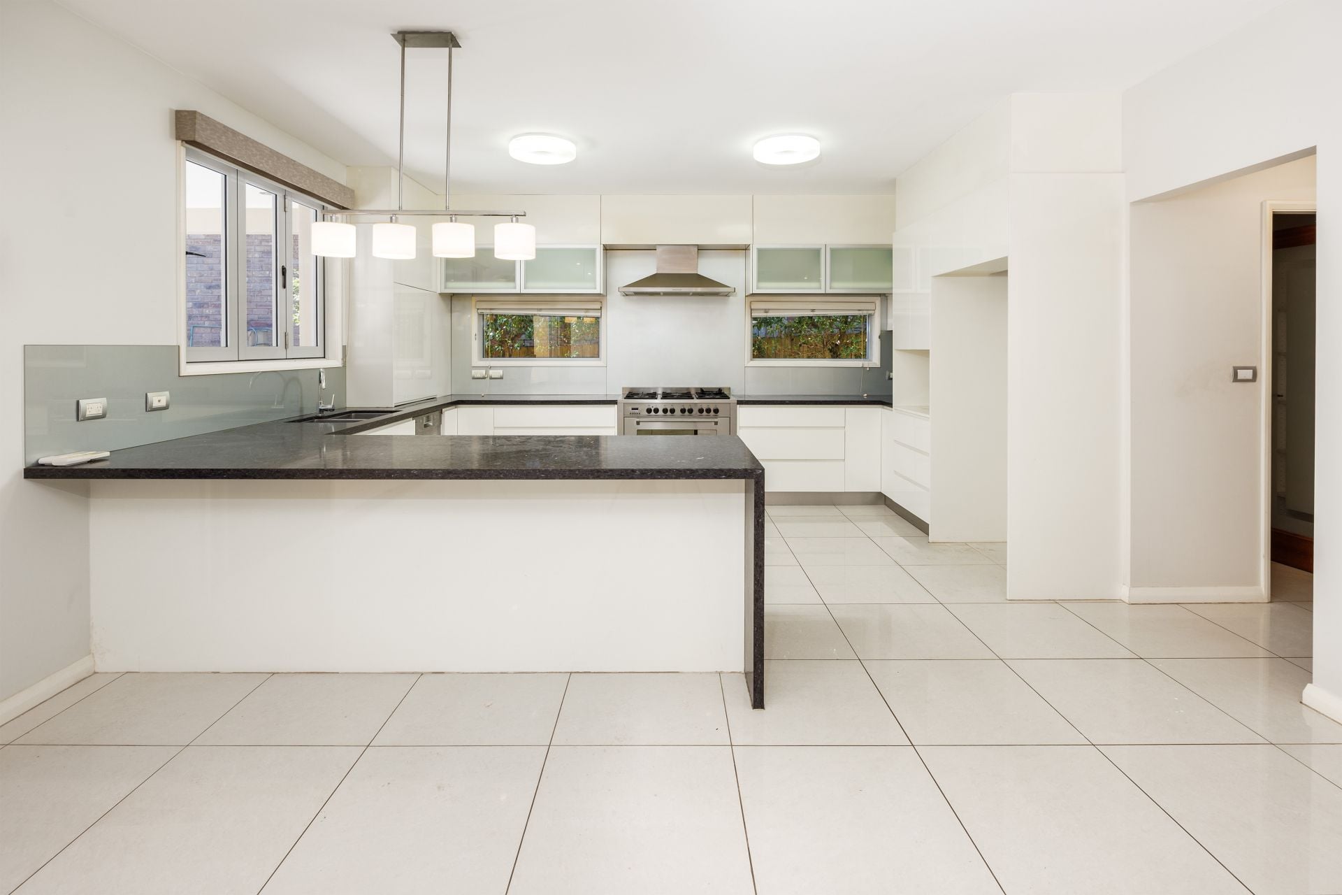 33 Warragal Road, Turramurra, Turramurra - Thumbnail 5
