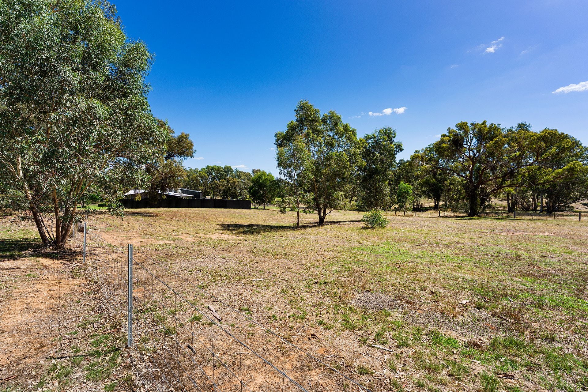 13 & 14/24-32 Gallway Street, Castlemaine - Thumbnail 4