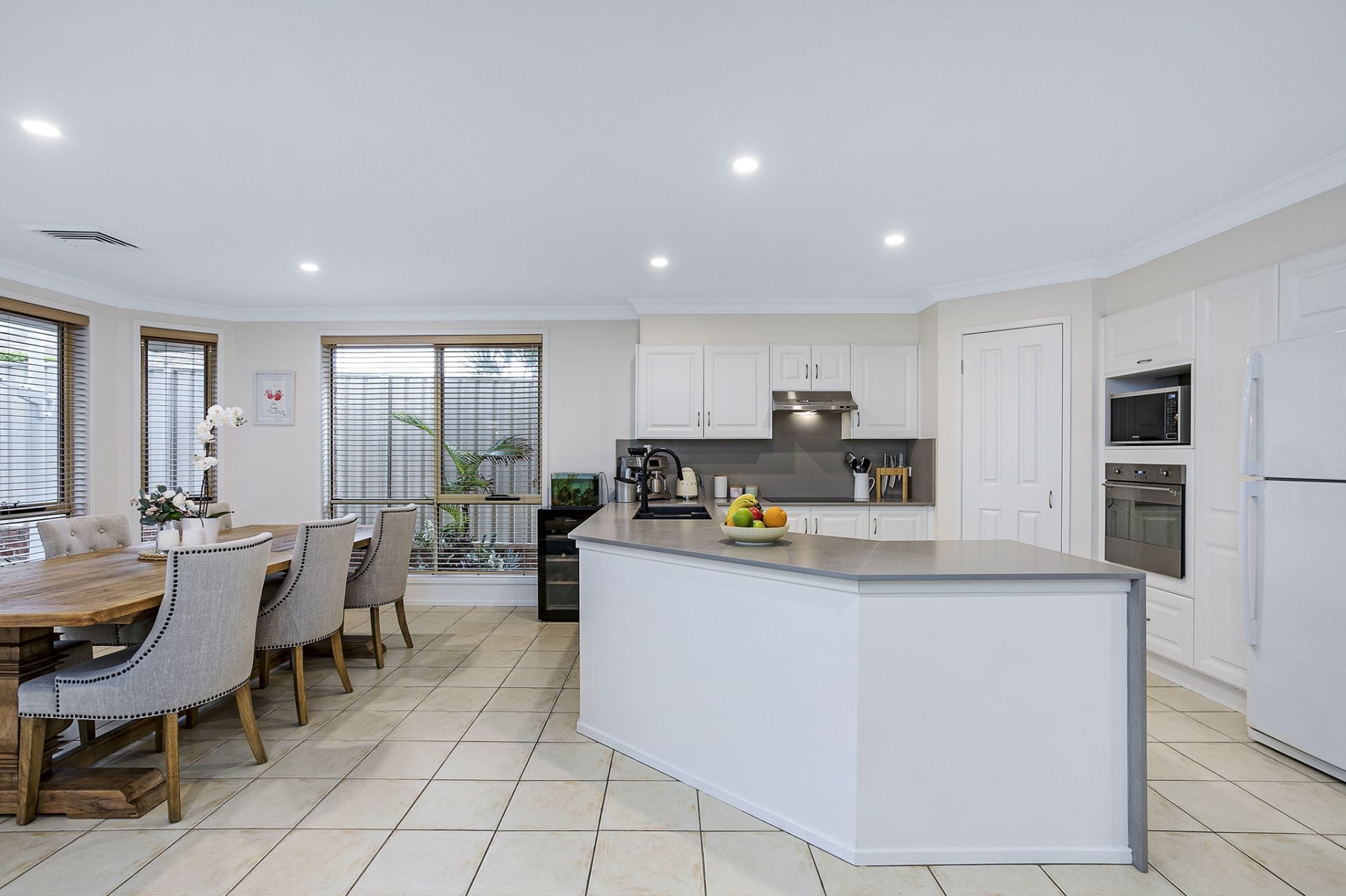 65 Warrangarree Drive Woronora Heights NSW, Woronora Heights - Thumbnail 3