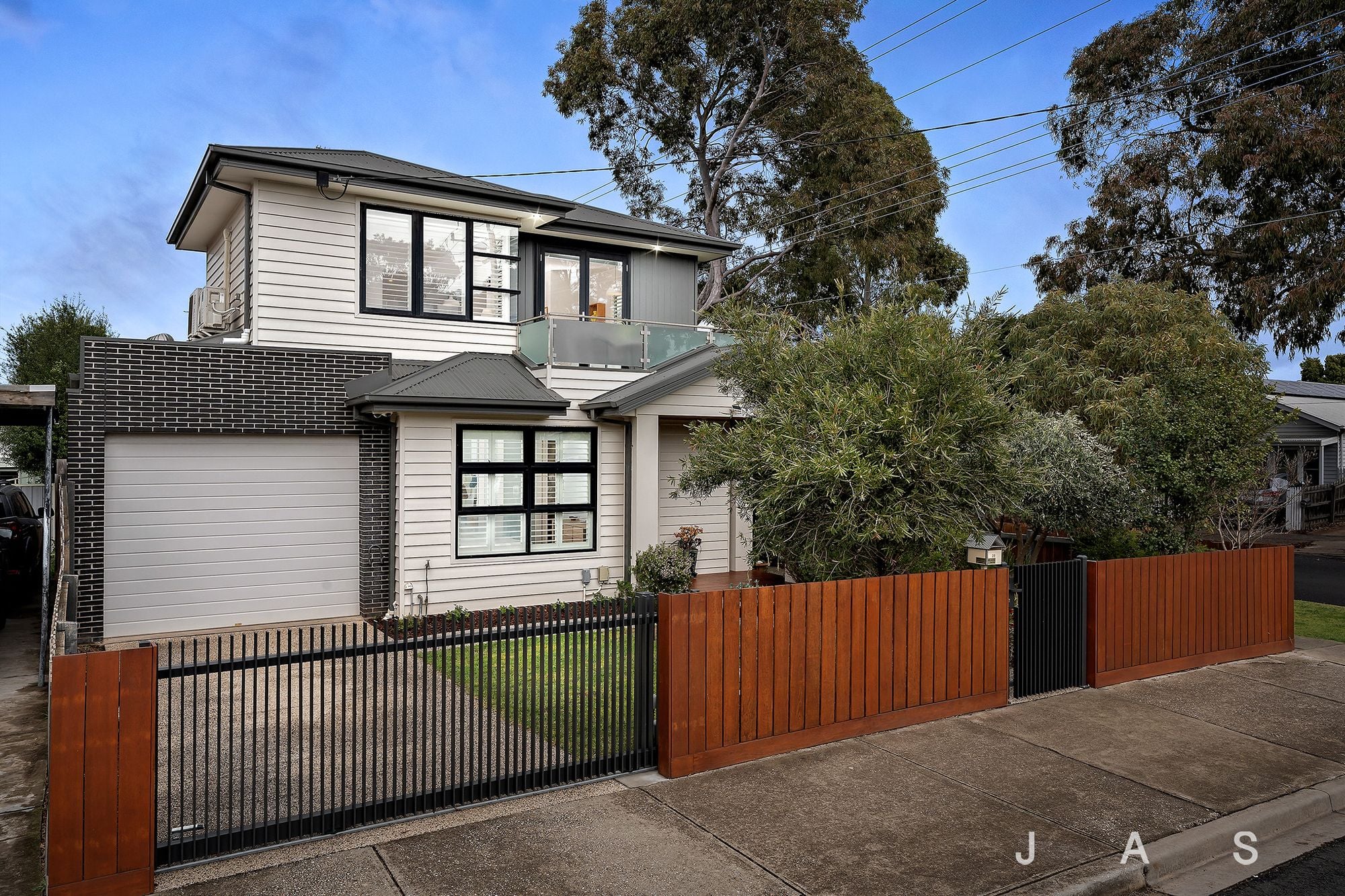 39 Kingston Street, Yarraville, Yarraville - Thumbnail 2