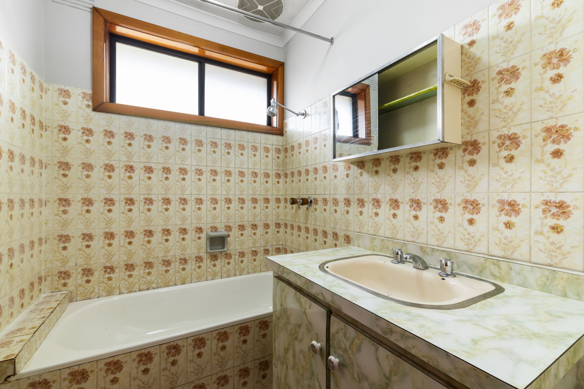 Low Maintenance Living in a Convenient Location