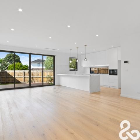 Executive Residence in premium locale