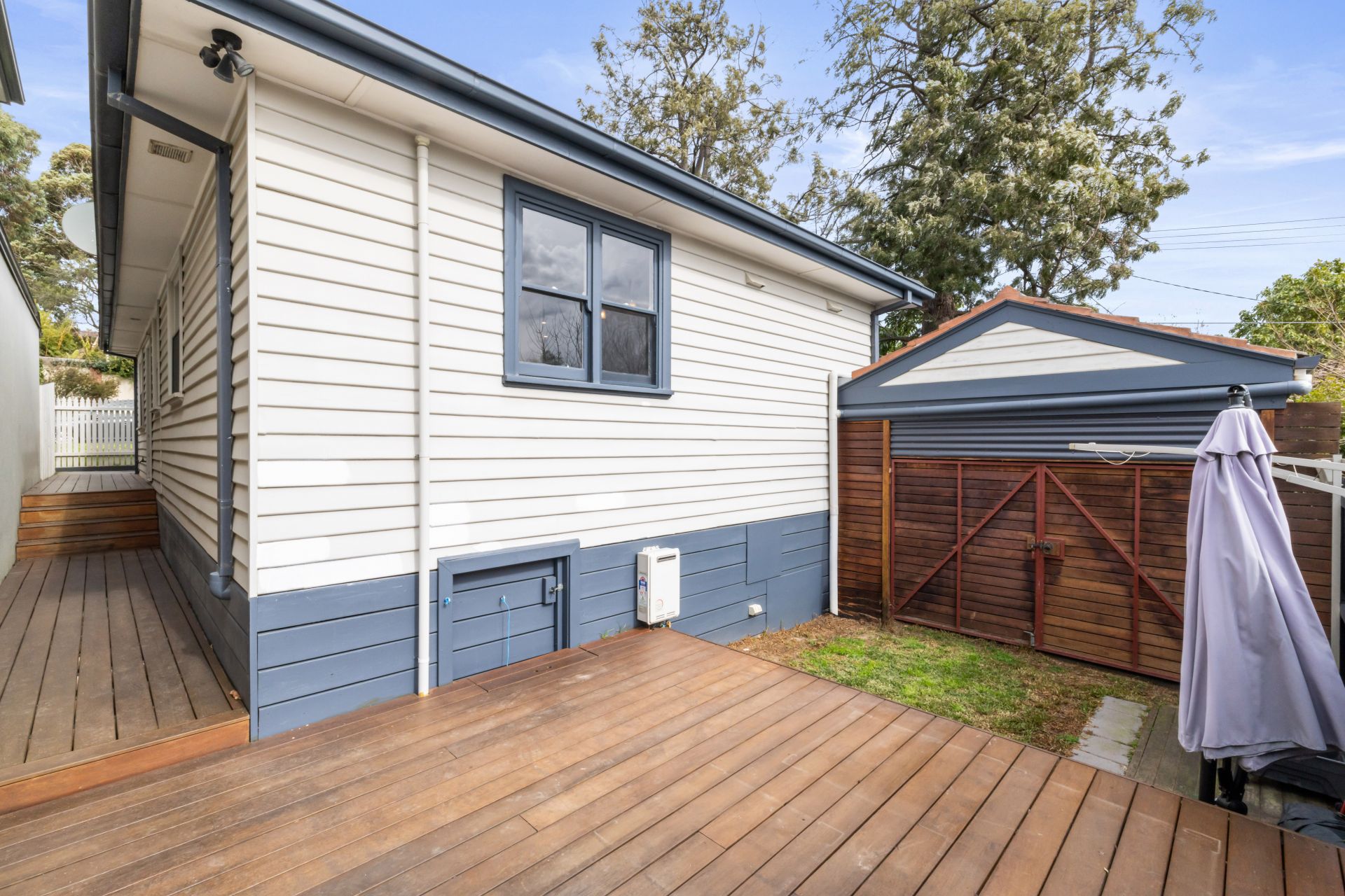 Charming Weatherboard Home in a Prime Heidelberg Location