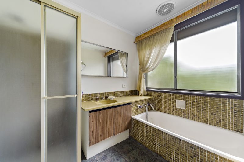 5 Bogong Court, Lalor