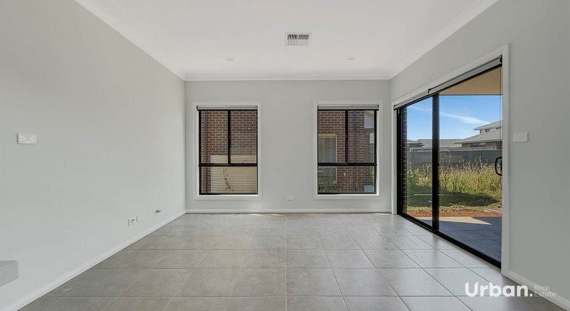 Austral 334 Ninth Avenue