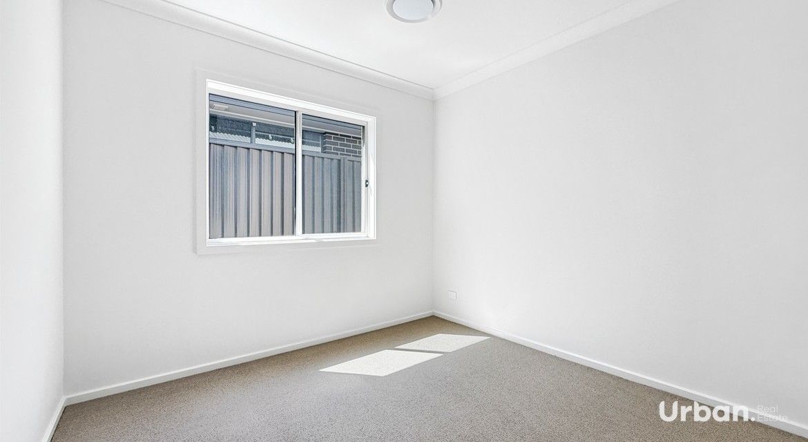 Austral 21 Parhelion Street