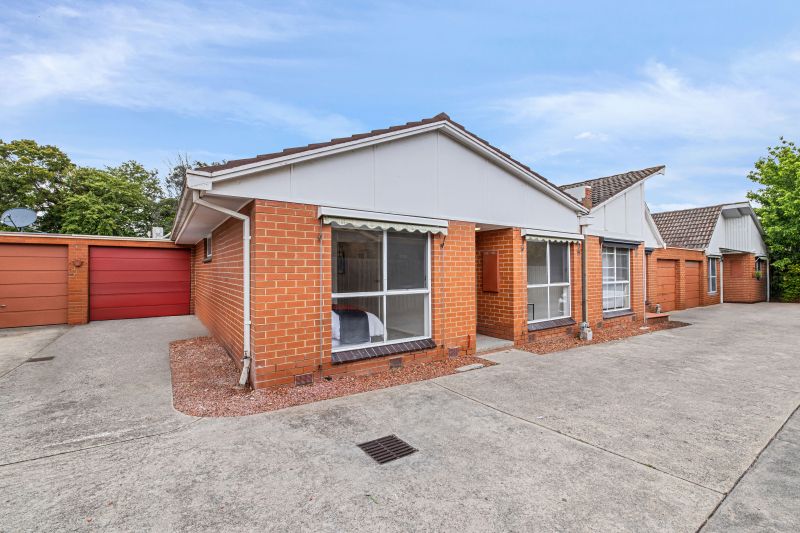 5/66 Pine Street, Reservoir