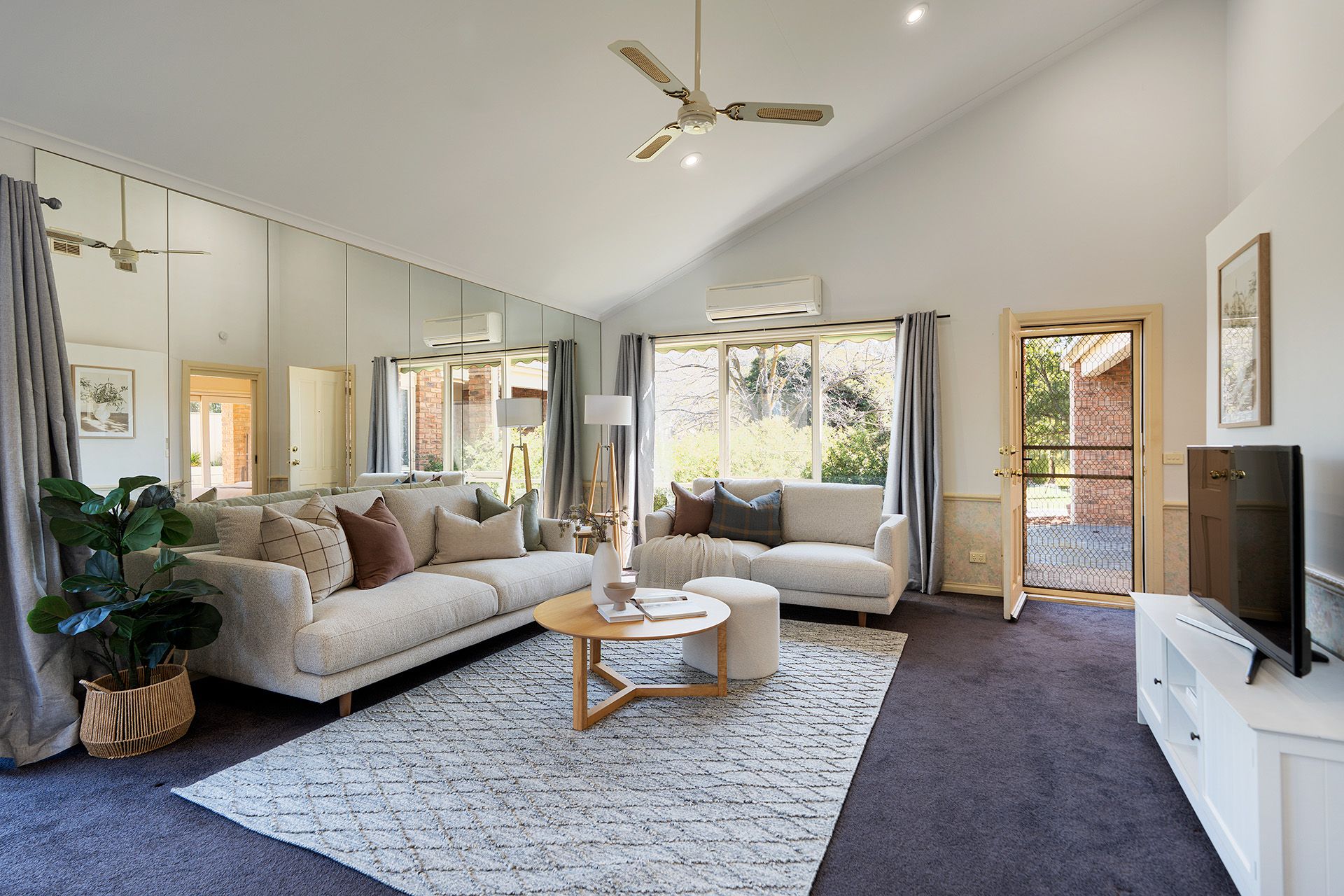 1/6 Maltby Drive, Castlemaine - Thumbnail 3
