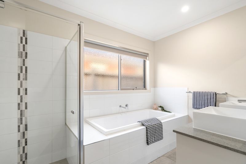 94 Lemonwood Drive, Greenvale