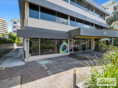 FUNCTIONAL GROUND FLOOR OFFICE/MEDICAL!