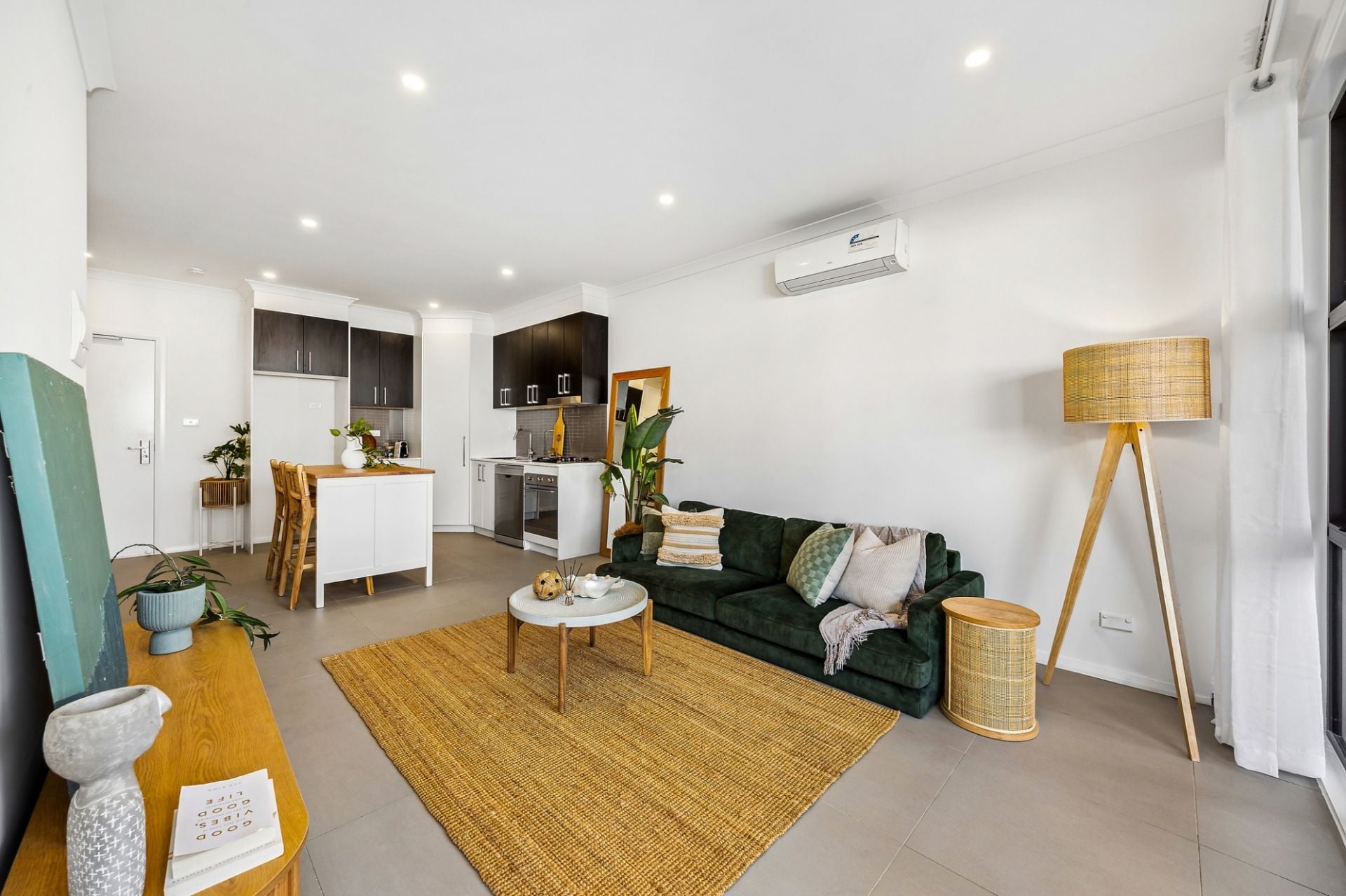 8/48 Abena Avenue, Crace ACT, Crace - Thumbnail 2