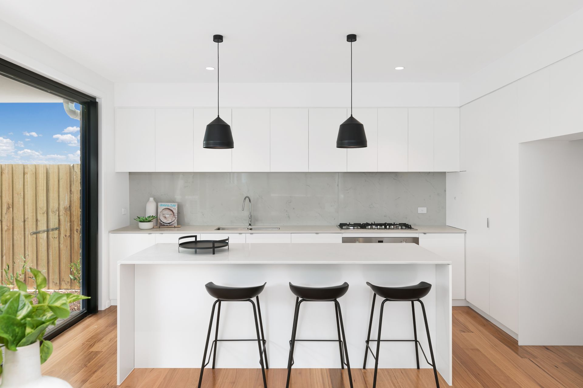 2/10-12 Epacris Avenue, CARINGBAH SOUTH, Caringbah South - Thumbnail 3