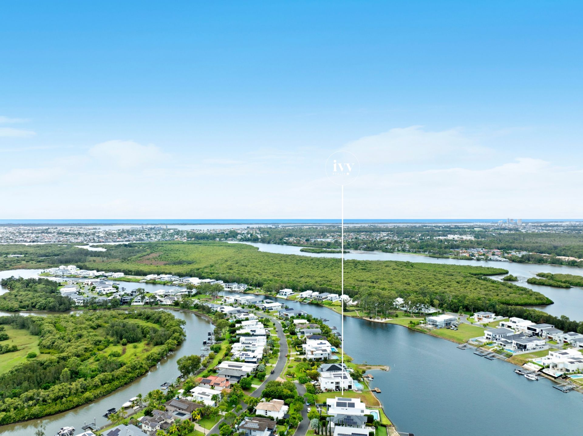 28 Pearl Beach Drive, Helensvale QLD 4212, Helensvale - Thumbnail 4