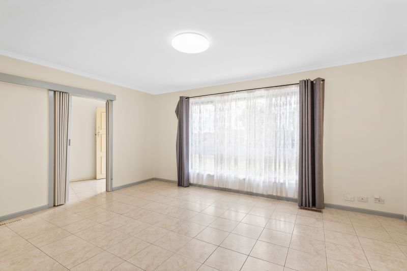 34 Bickley Avenue, Thomastown