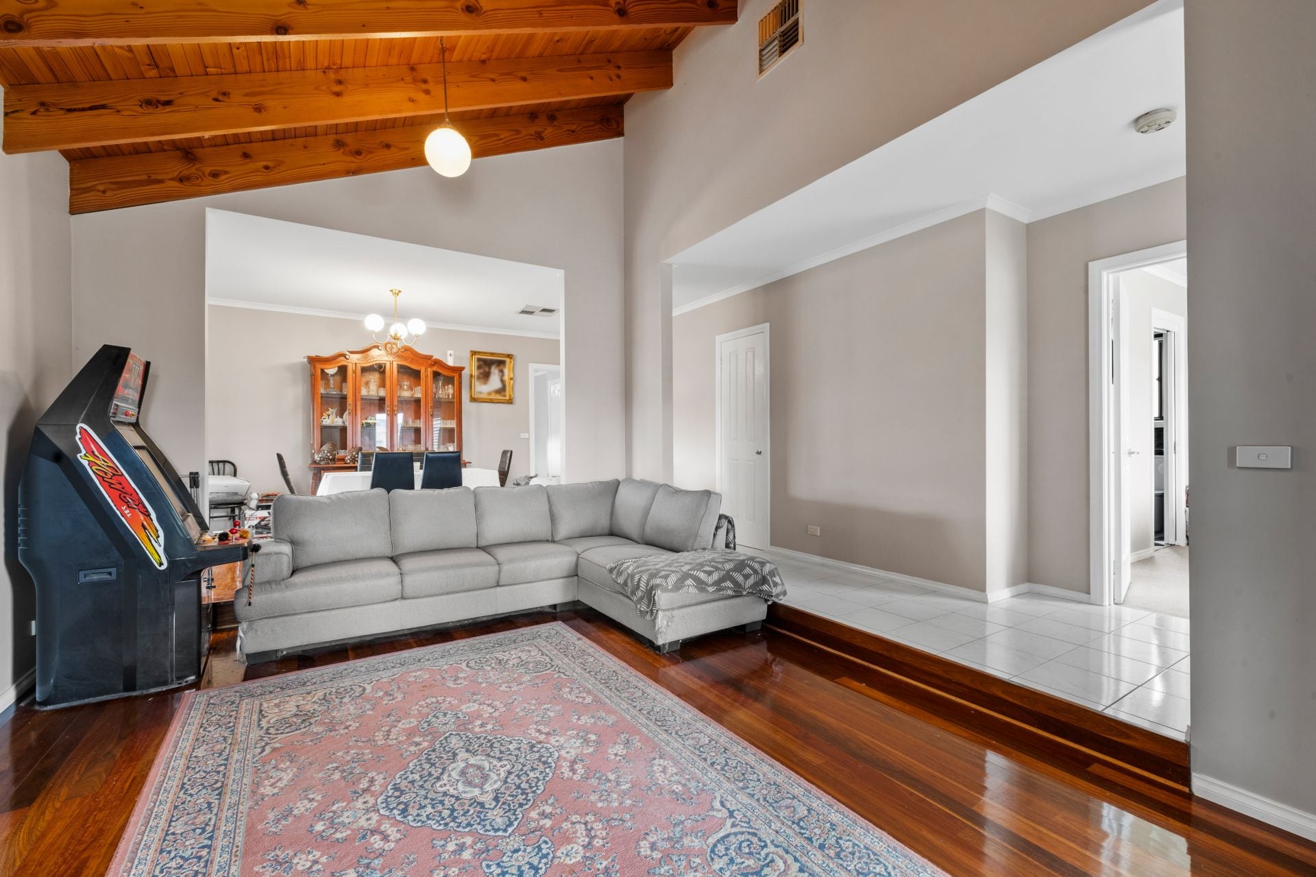Spacious Living & Entertaining In A Prime Position