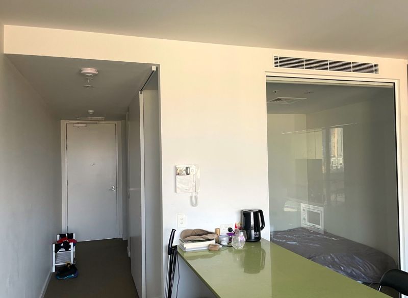 1709/551 Swanston Street Carlton VIC
 
 
 $350,000 - 365,000, 000 - Thumbnail 5