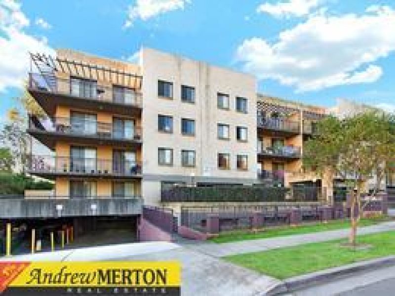 Unit 10/5 Fourth Avenue, Blacktown