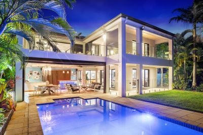 SOLD BY TEAM DHI  - 0402 401 888!
Refined Waterfront Luxury in Exclusive Gracemere Estate