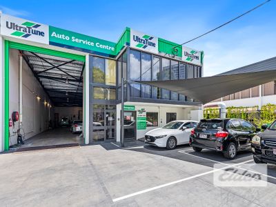 RARE OFFICE/WAREHOUSE IN TIGHTLY HELD WEST END PRECINCT