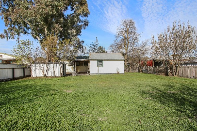 15 Ryan Street BENALLA