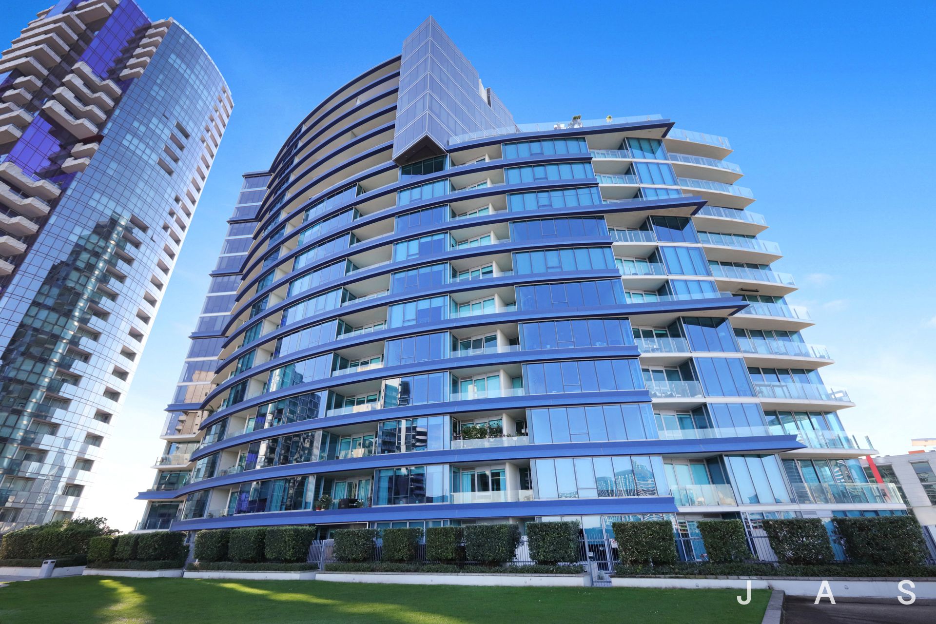 1308/2 Newquay Promenade Docklands VIC, Docklands - Thumbnail 4