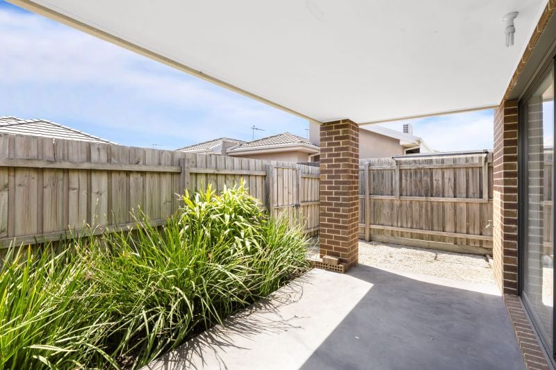 6/4 Cherry Court, Lalor