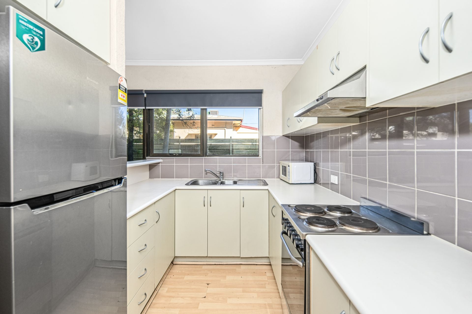 3/11 Undoolya Road East Side NT, East Side - Thumbnail 5