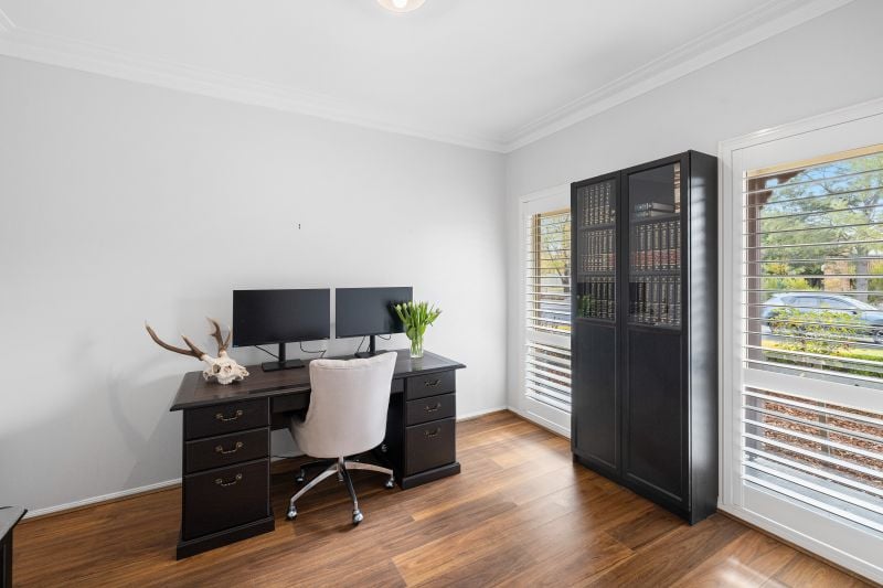 8 Braelands Close, Caroline Springs