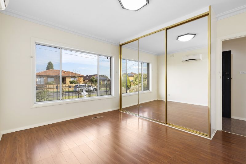 12 Karingal Way, Thomastown