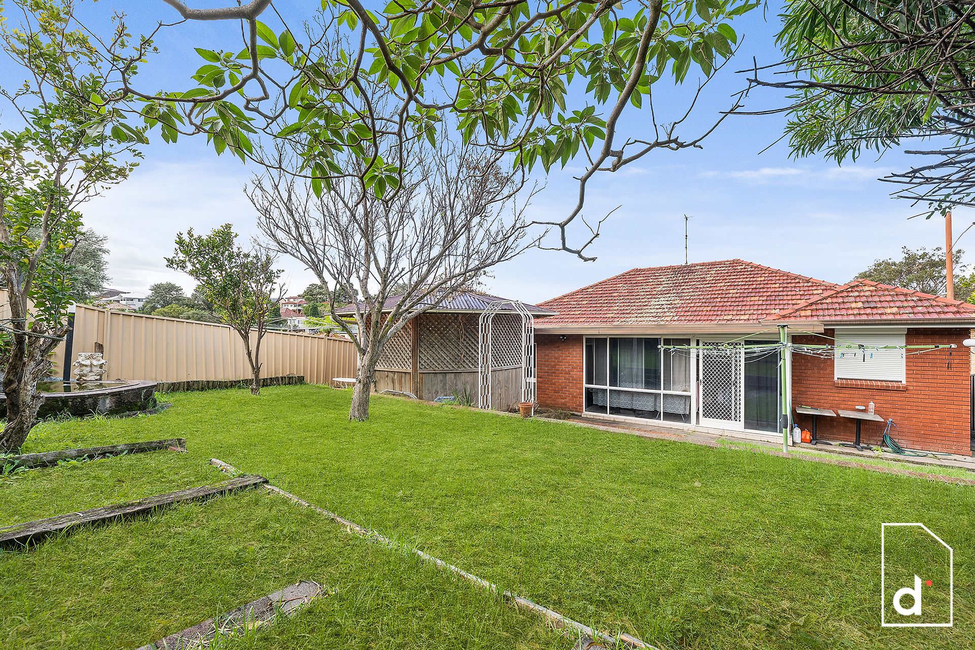 14 Lemrac Avenue, Corrimal NSW