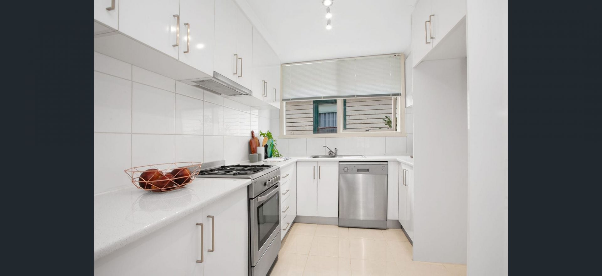 Effortless Living in the Heart of Reservoir