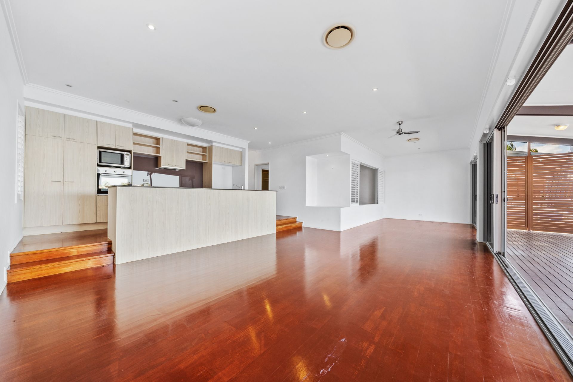 40/181 Lae Drive, Coombabah - Thumbnail 6