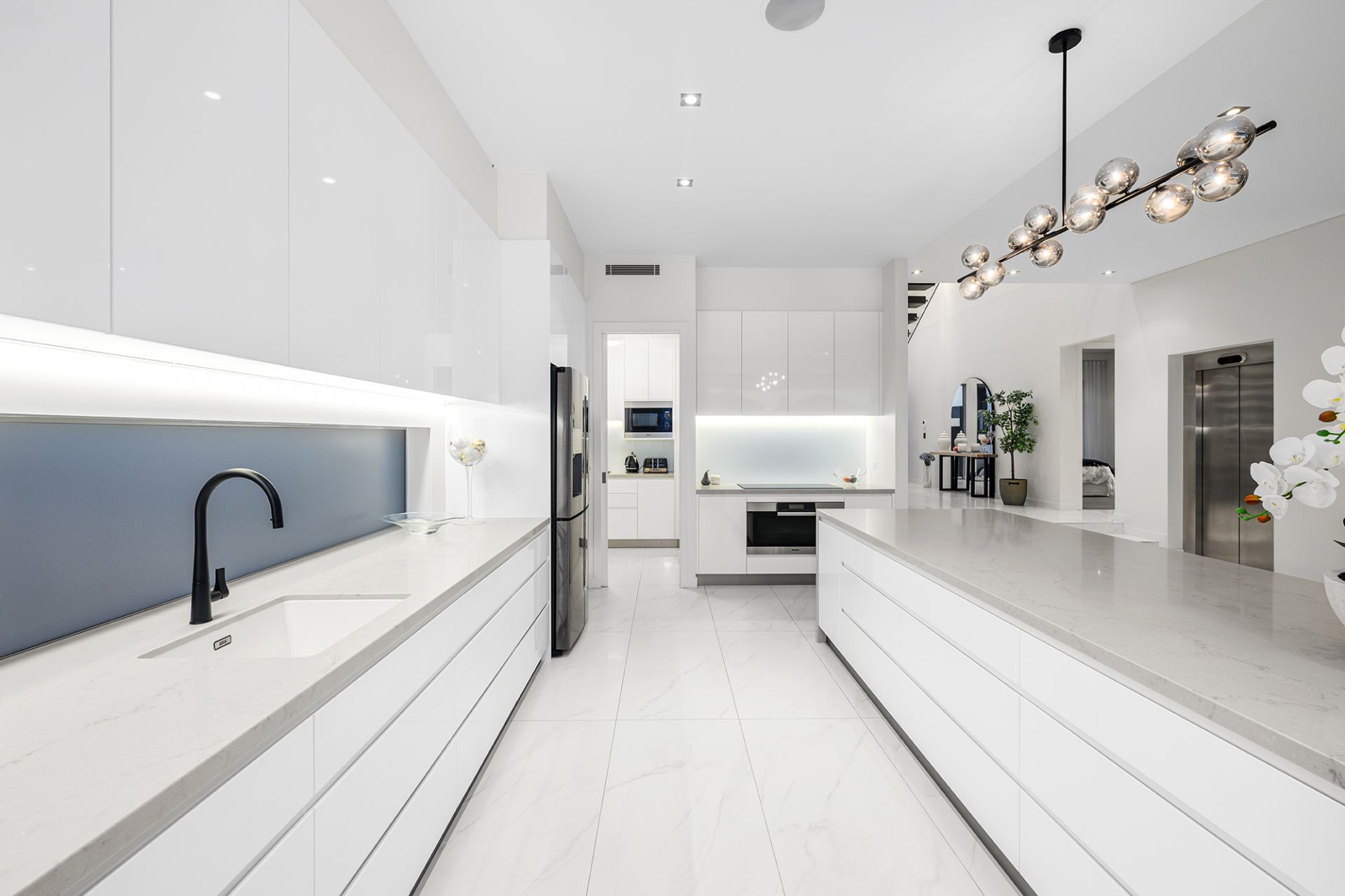 38 Royal Albert Crescent, Sovereign Islands - Thumbnail 8