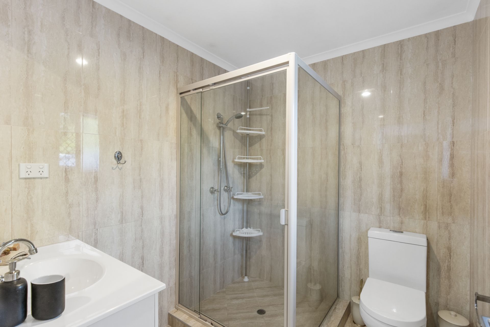 840 Neerdie Road, Glenwood - Thumbnail 7