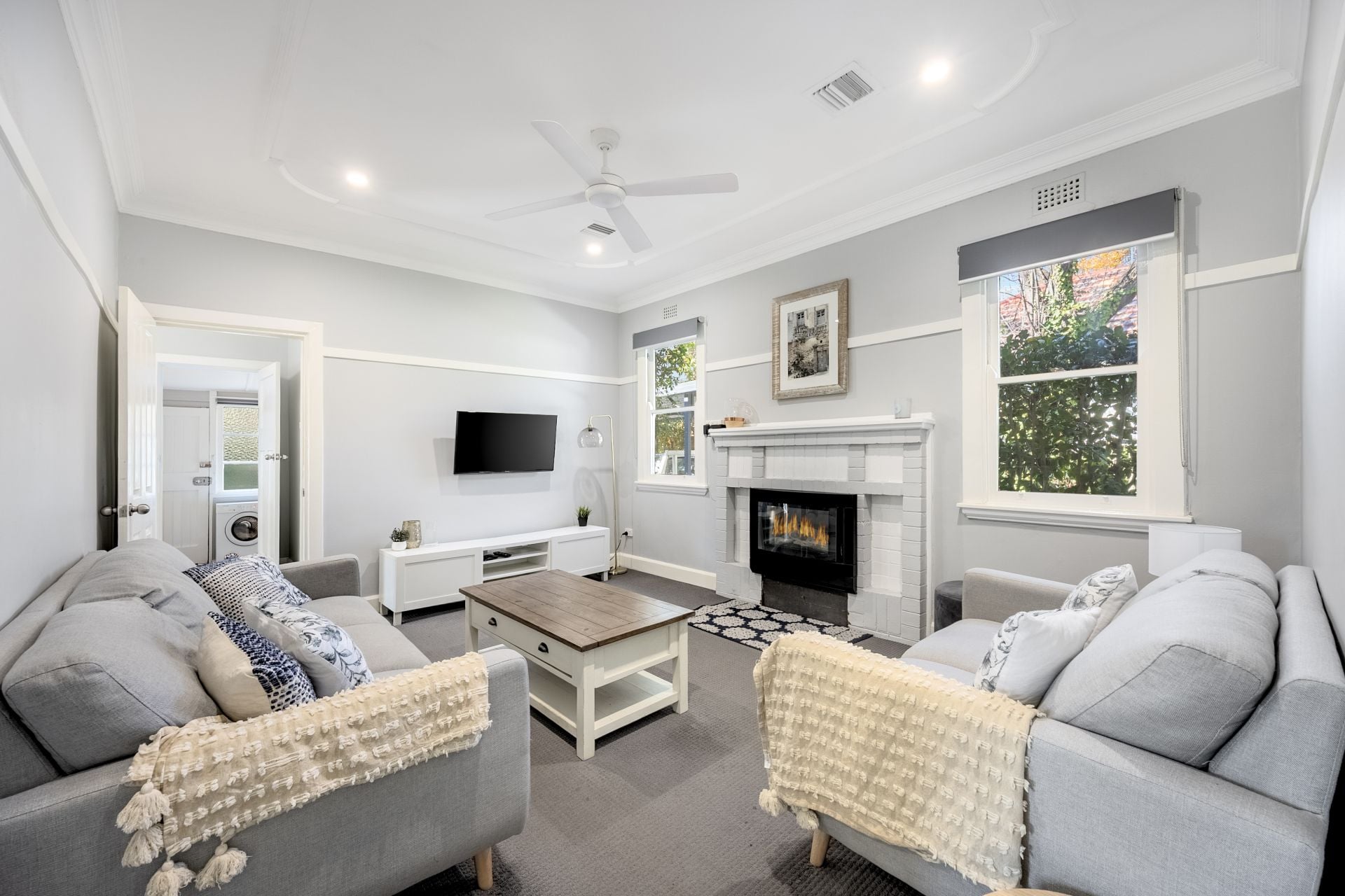 12 Lowe Street, Queanbeyan, Queanbeyan - Thumbnail 2