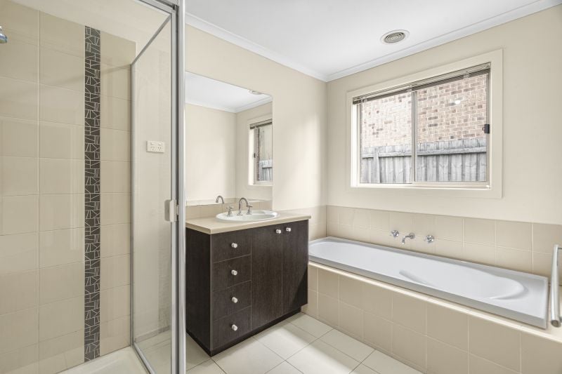 25 Anglers Drive, Epping