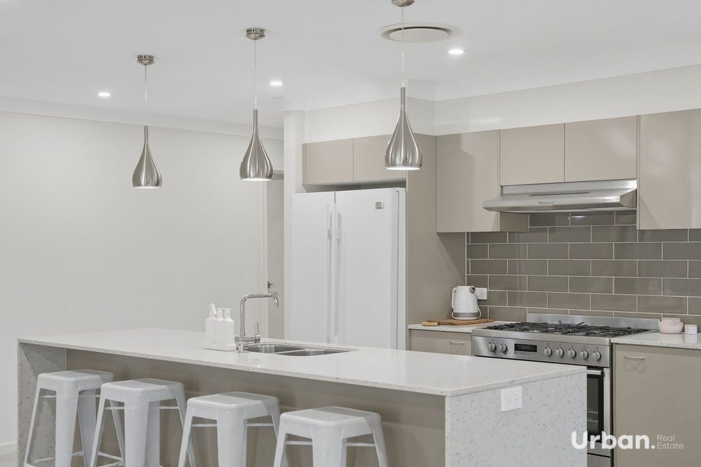 Oran Park 15 Matich Place